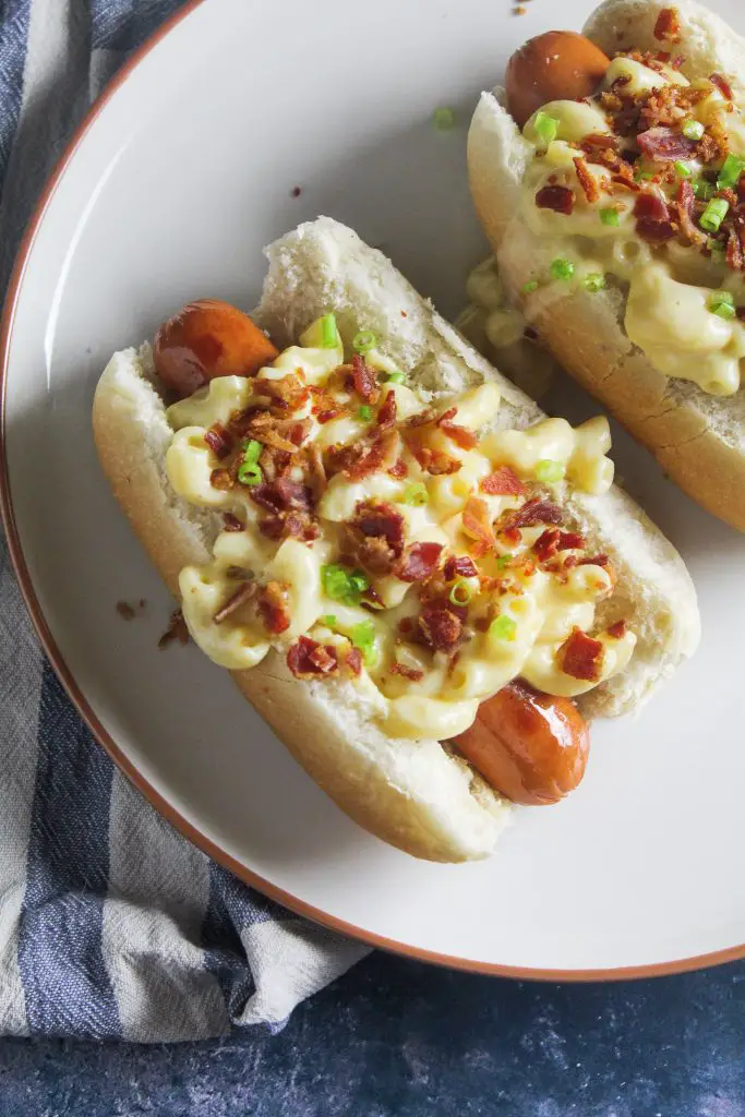 Bacon Mac And Cheese Hot Dogs