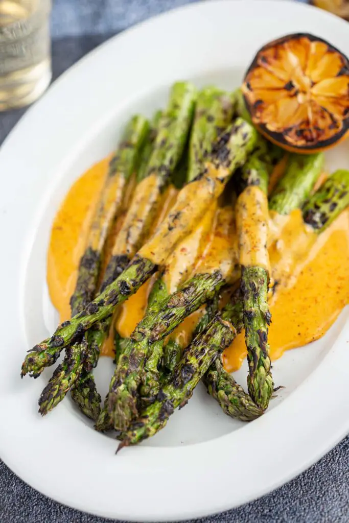 Grilled Asparagus With BBQ Hollandaise Sauce